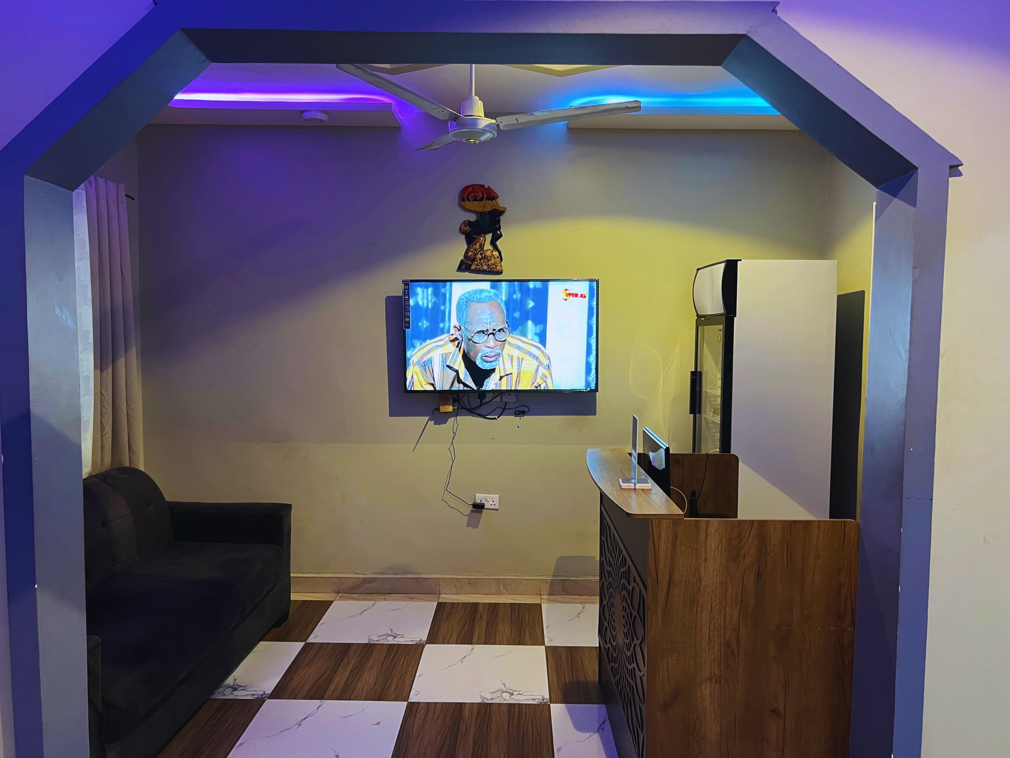 Reception area at Imperial Becoming Lodge